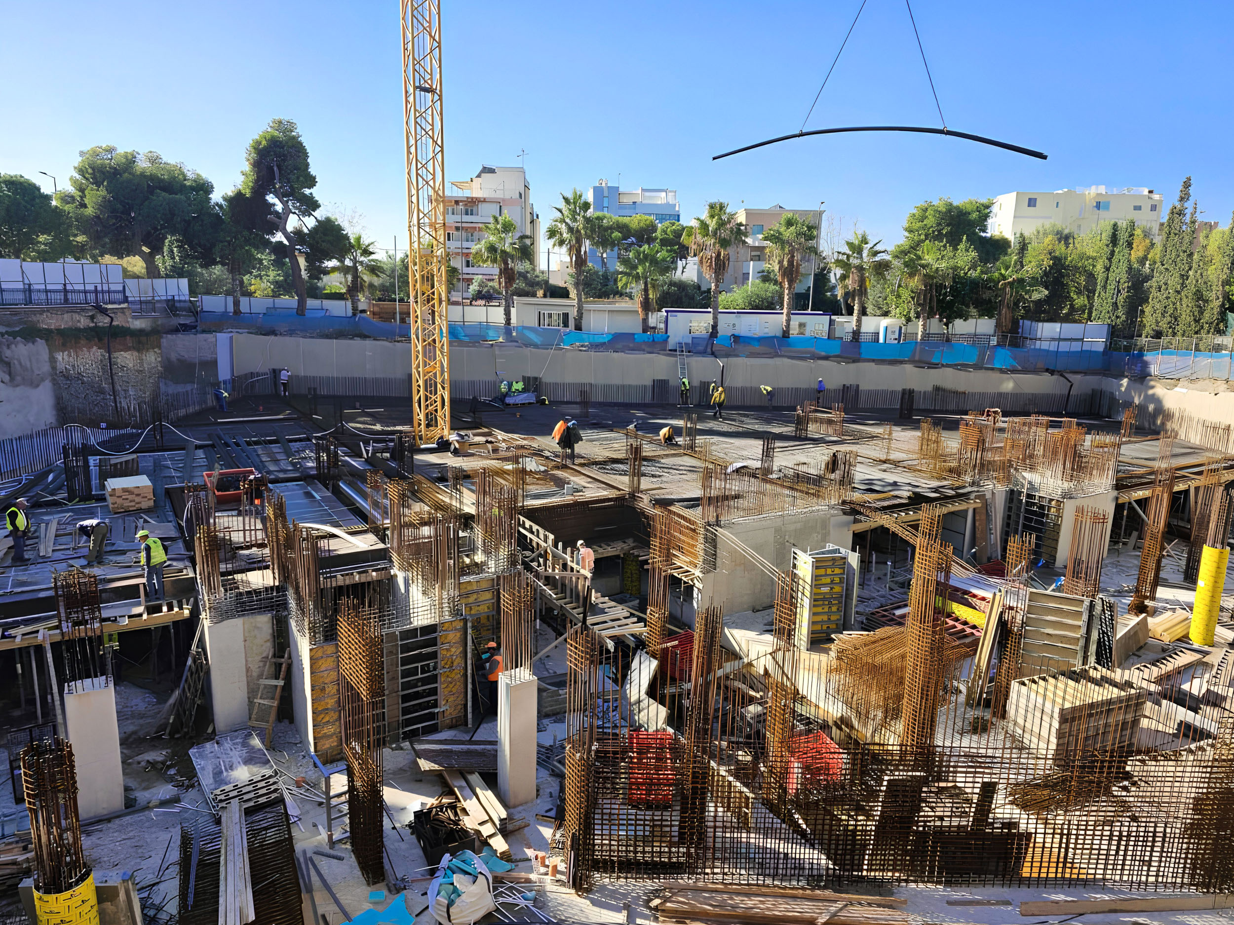 AGGELOU CONSTRUCTIONS – πενταώροφο συγκρότημα διαμερισμάτων στη Γλυφάδα
